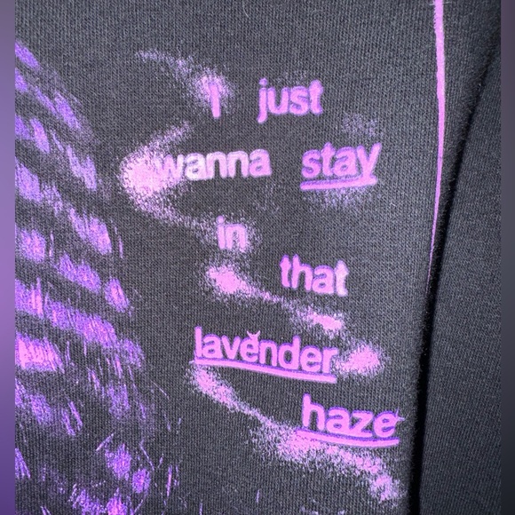 Official Tayler Swift Merch - Black and purple Lavender Haze crewneck sweatshirt - Picture 4 of 5